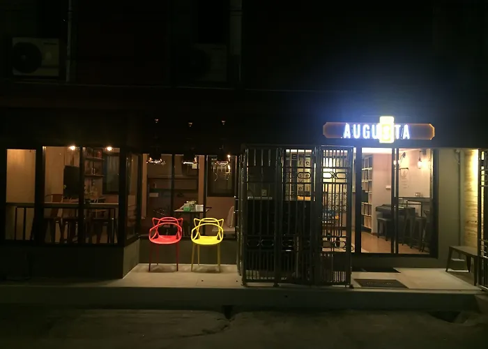 호스텔 오거스타 방콕